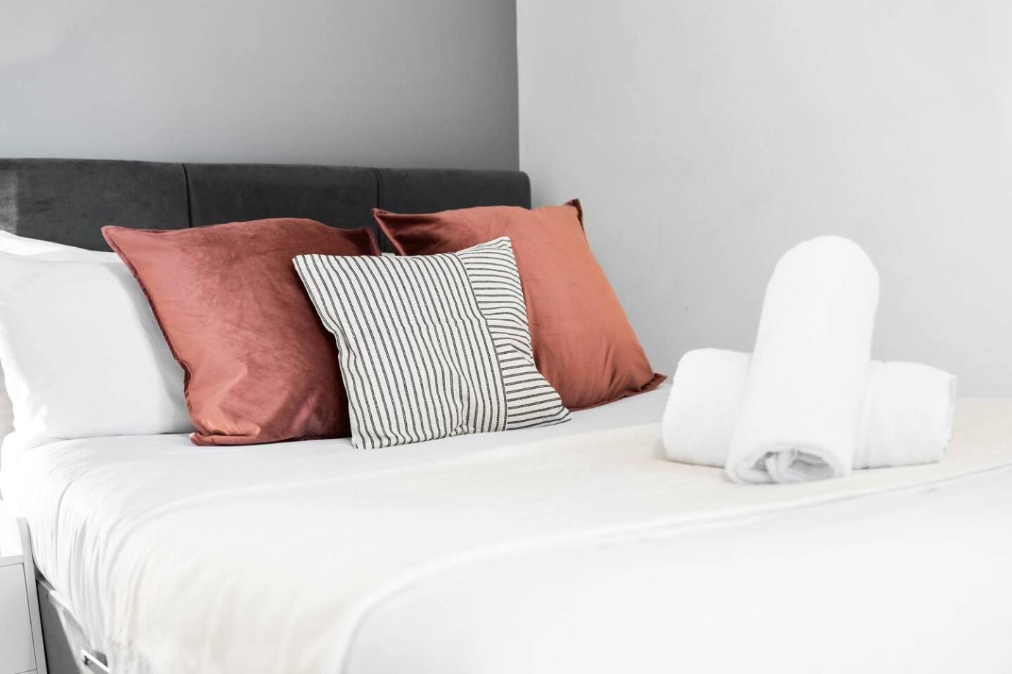 ברמינגהאם City Centre - Two Bedroom Apartment - Juliet Balcony - Secure Parking - Wifi - Smart Tv - Top Rated -33S מראה חיצוני תמונה